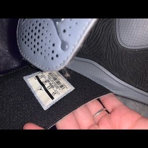 Jordan Slides. Boys grade.